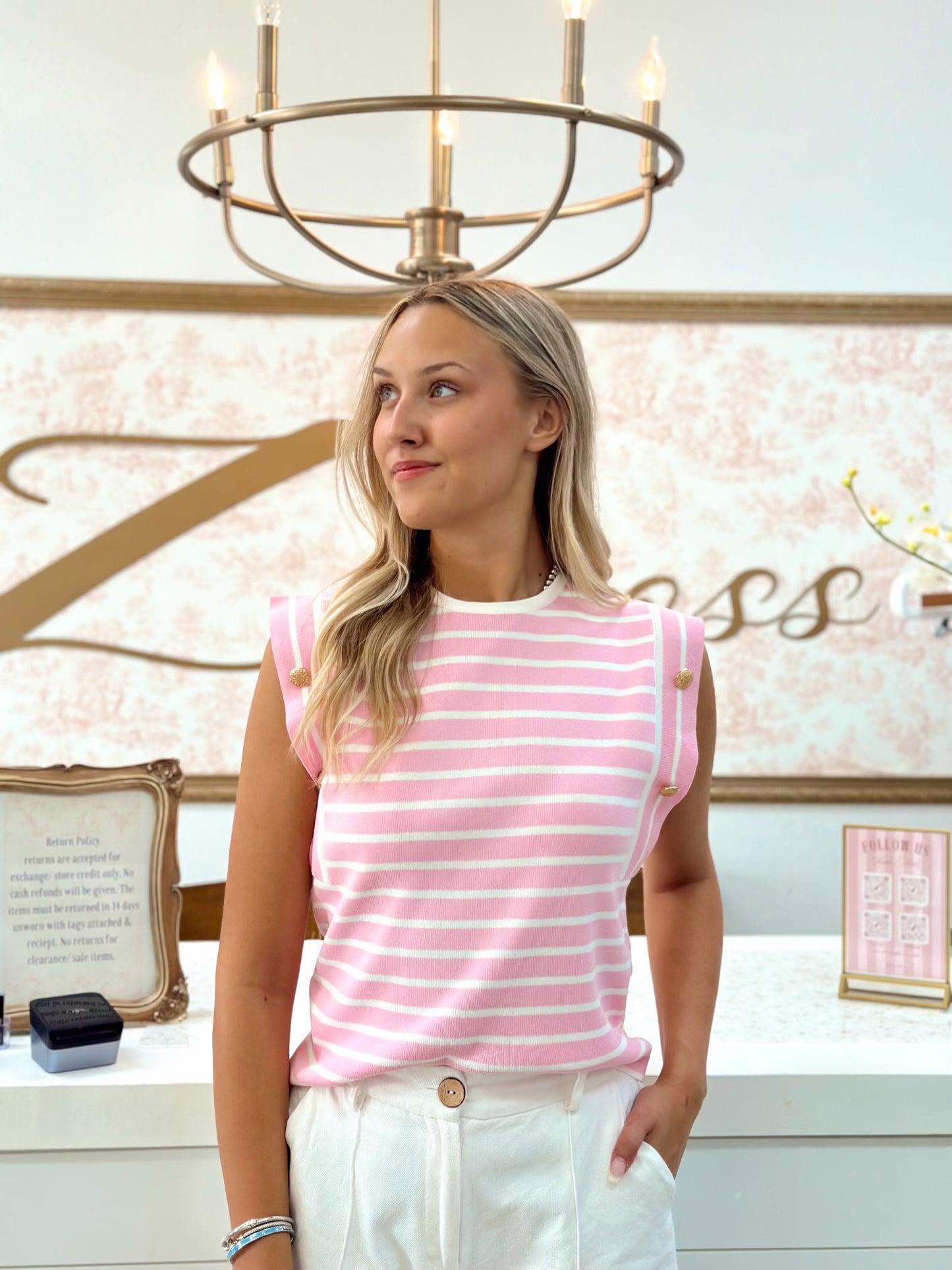 Pink berry top