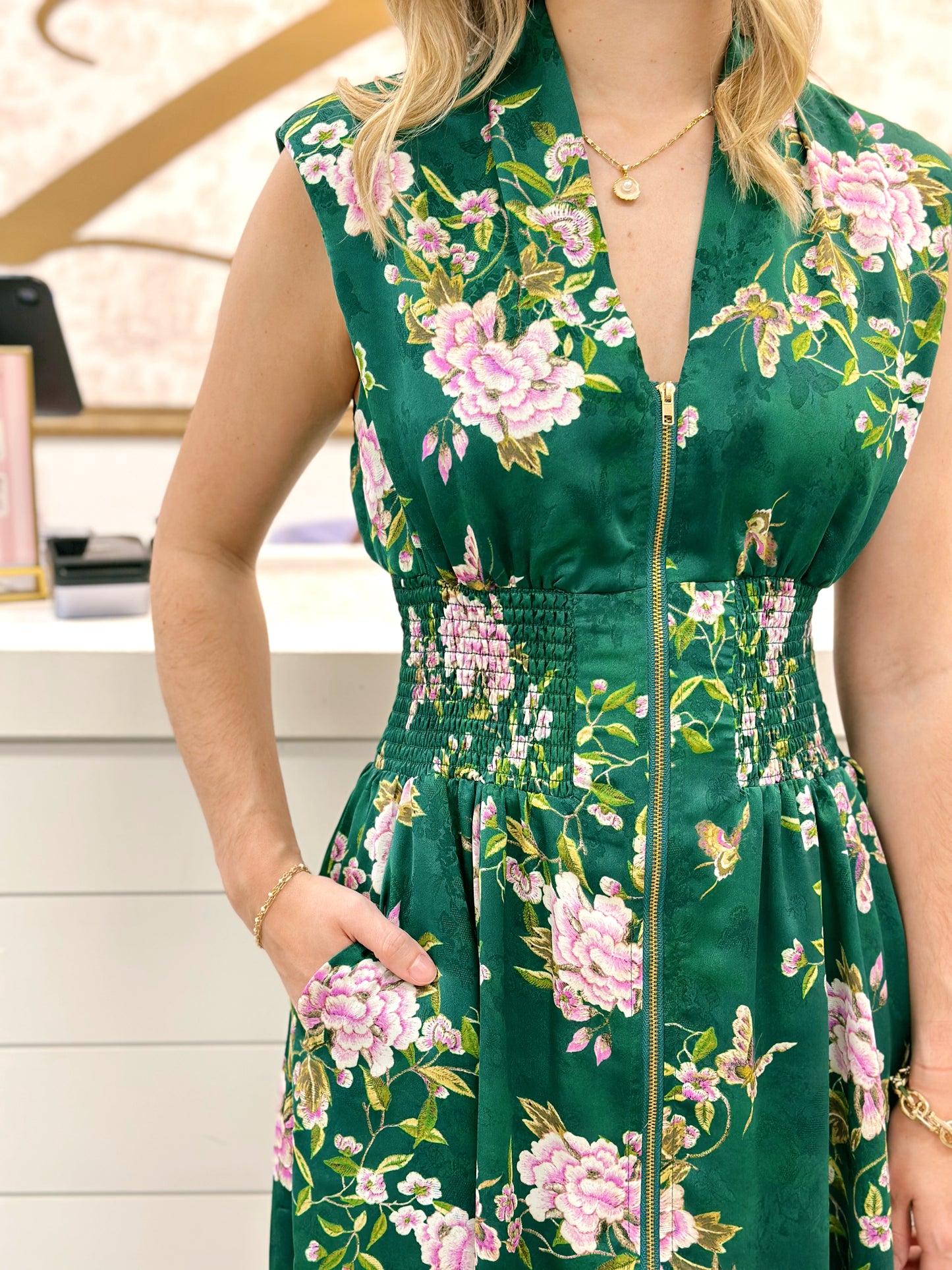 By fate dress