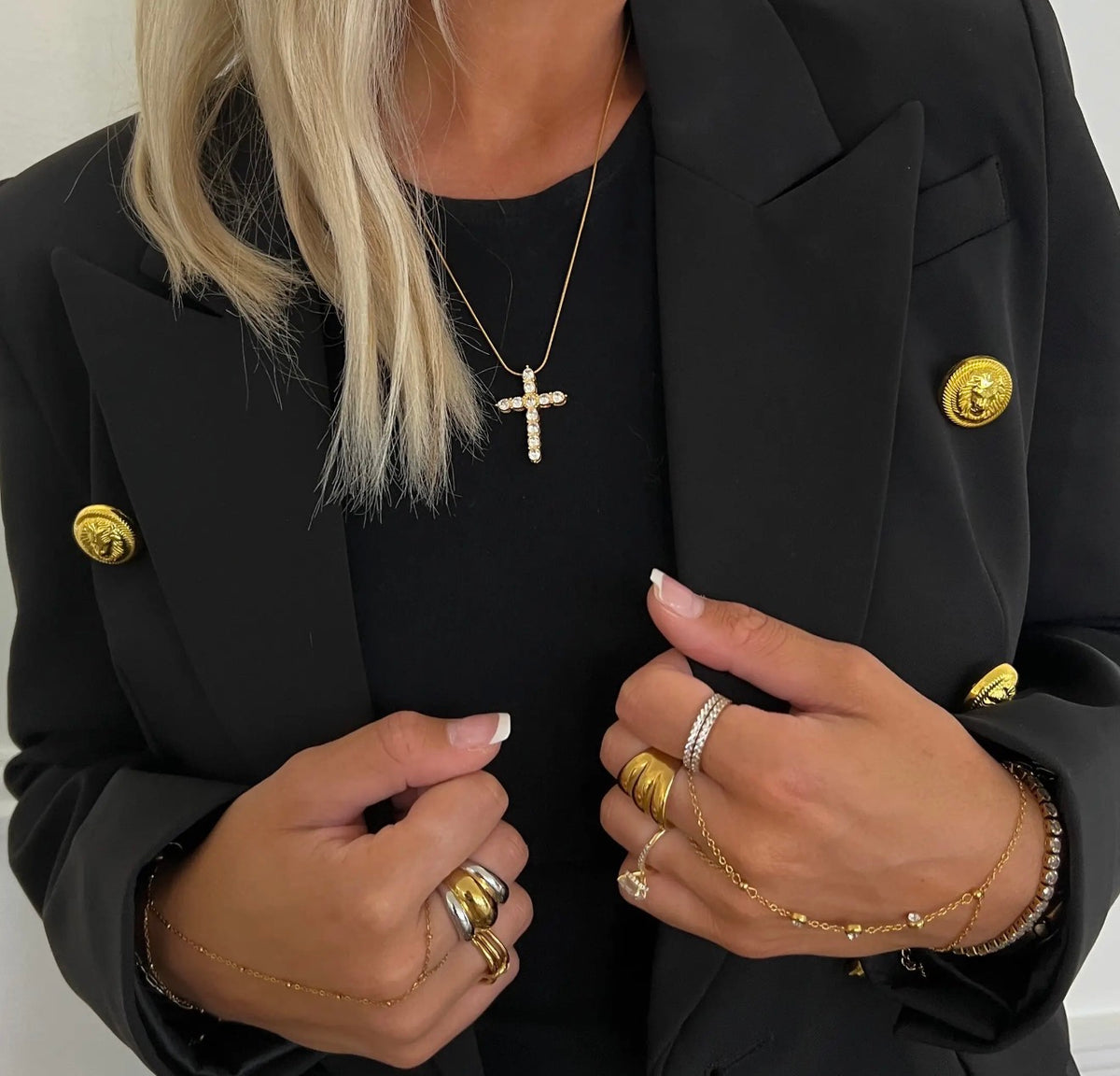 Xl diamond cross necklace