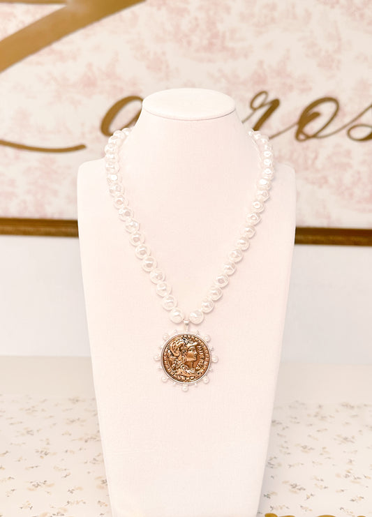 Pearl coin necklace